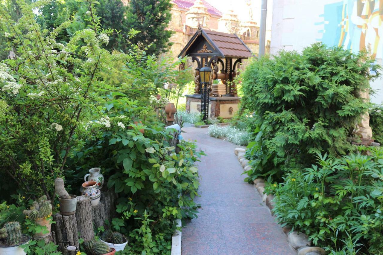 Hotel Усадьба-Музей Tirnauca Exteriér fotografie